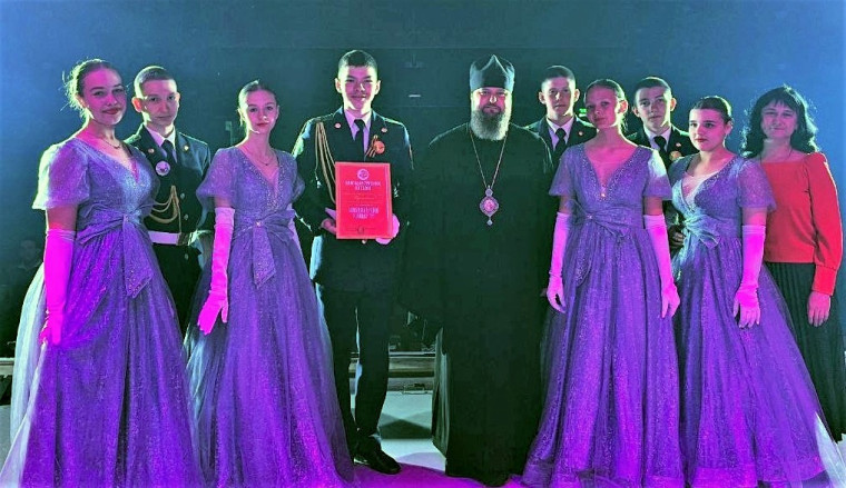 В ВИХРЕ ТАНЦА.