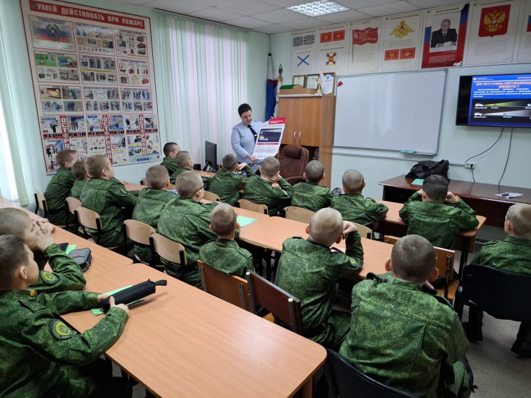 ДОРОЖНАЯ БЕЗОПАСНОСТЬ В ЗИМНИЕ КАНИКУЛЫ.